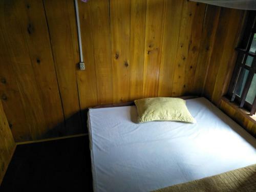 Bed & Breakfast Huyen Hao Homestay