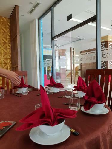 Phu Cuong Beach Hotel