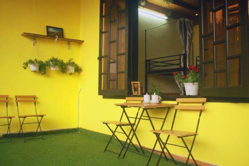 Bed & Breakfast Adam Eva Homestay