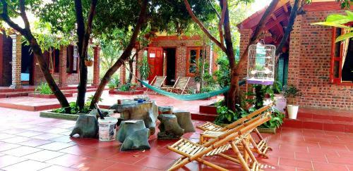 Tam Family Homestay