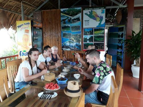 Bai Dinh Eco Homestay