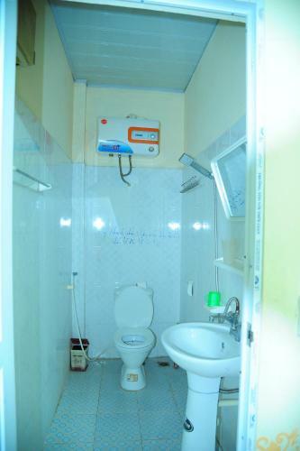 Hostal Cao Son Guesthouse & Restaurant