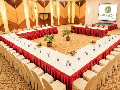 Hotel Emeralda Resort Ninh Binh