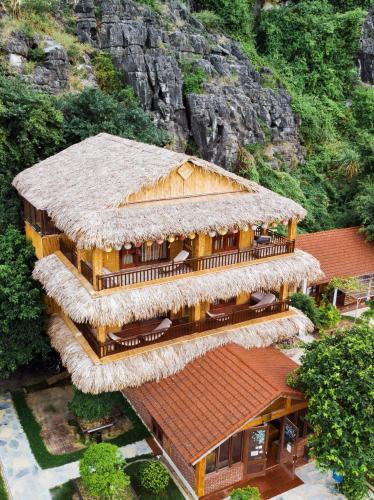 Hotel Mua Caves Ecolodge (Hang Mua)