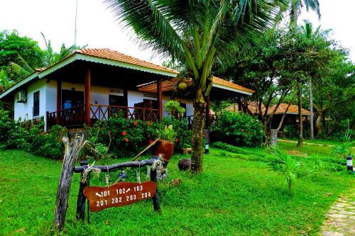 Hotel Phu Quoc Eco Beach Resort