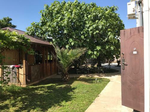 Hostal Vse Dlya Vas Guest House