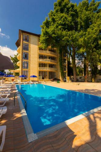 Zolotoy Yakor Hotel