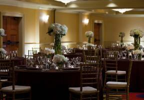 Hotel Renaissance Arts