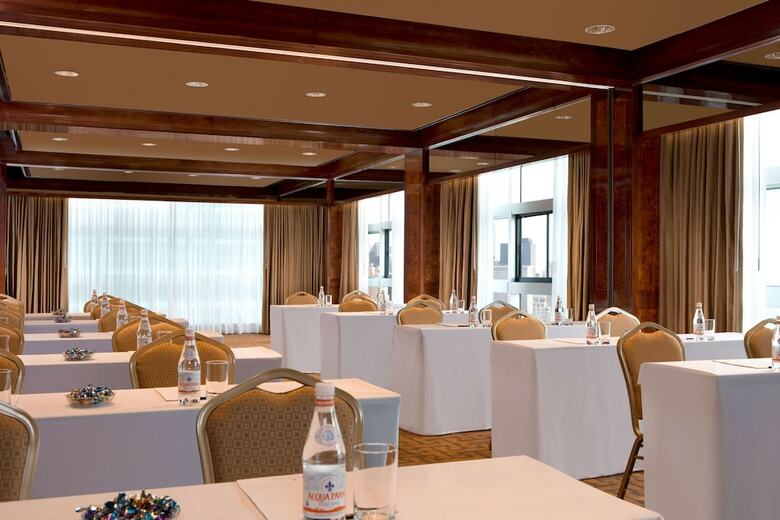 Hotel Millennium Hilton New York One Un Plaza