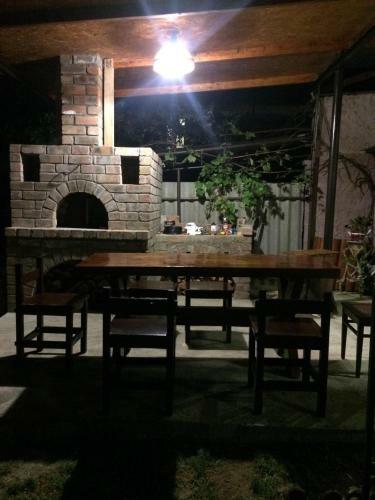 Hostal Guest House Gelios