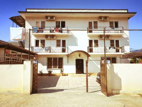 Hostal Iason Hotel