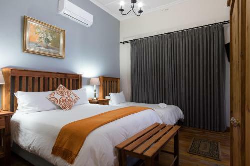 Hostal Horse And Mill Guesthouse