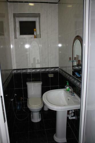 Hostal Guest House On Idarova 16