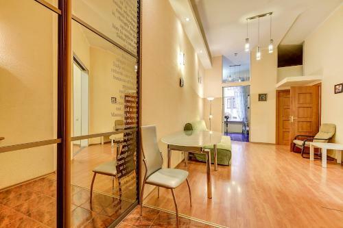 Apartamento Sutkipeterburg Nevsky Prospekt