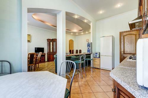 Apartamento Sutkipeterburg Nevsky Prospekt