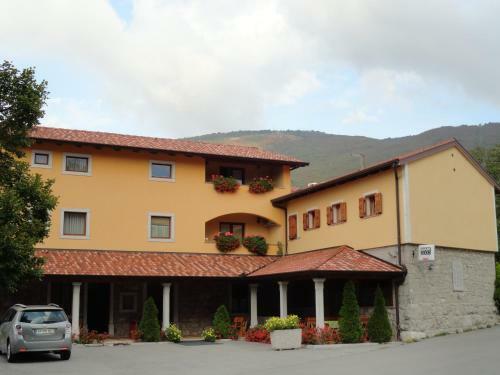 Hostal Guest House Pod Slavnikom
