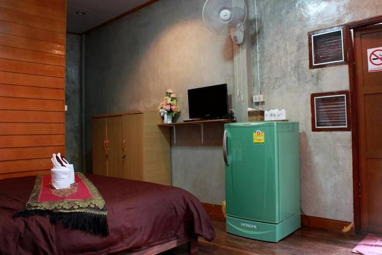 Hostal Ruen Lamai Lanna