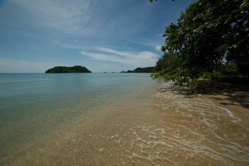 Hotel Holiday Beach Resort