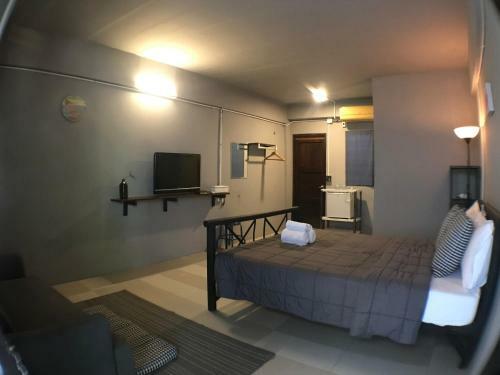 Hotel Laan Rab Lom Home & Cafe'