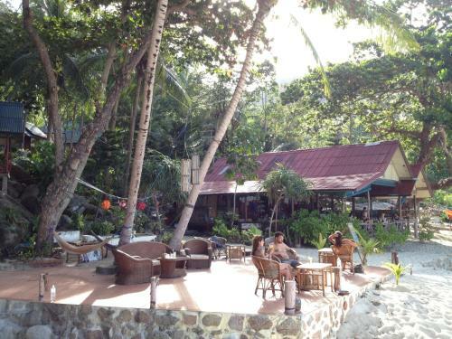 Hotel Smile Bungalow Bottle Beach