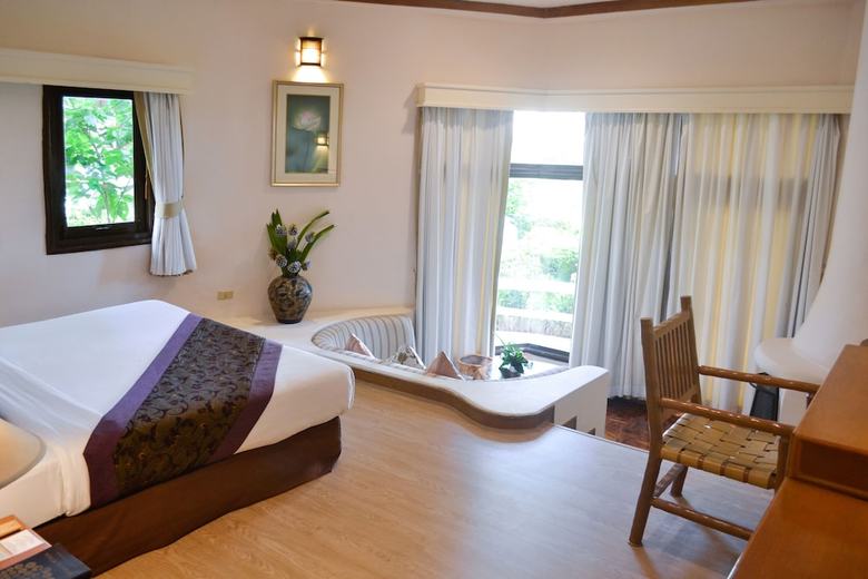 Hotel Imperial Phukaew Hill Resort