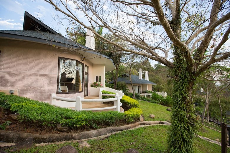 Hotel Imperial Phukaew Hill Resort