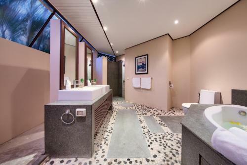 Lipa Talay Neung - 3 Bedroom Beach Side Villa