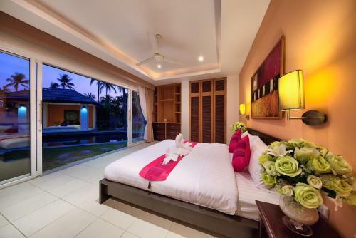 Lipa Talay Neung - 3 Bedroom Beach Side Villa