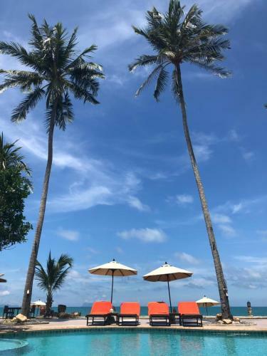 Hotel Kanok Buri Resort And Spa