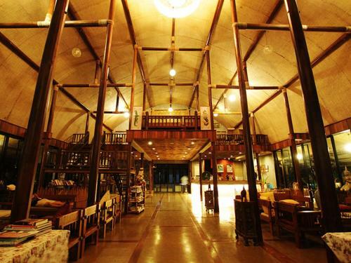 Hotel The Cinnamon Art Resort And Spa