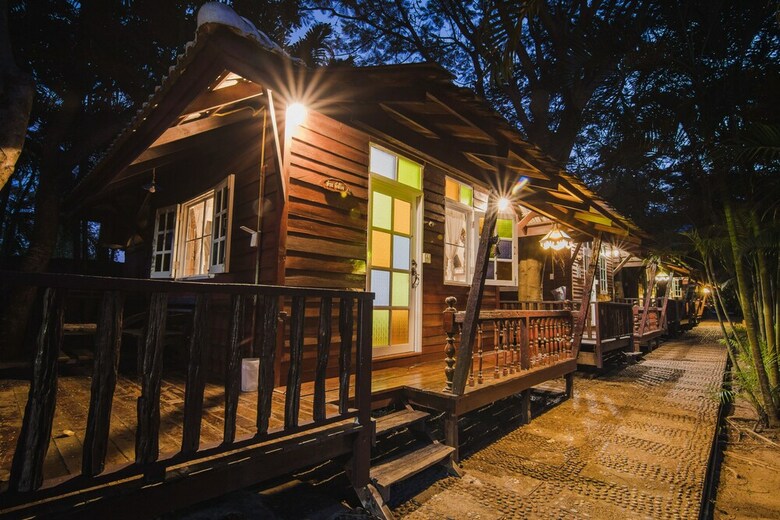 Hotel Baan Imm Sook Resort