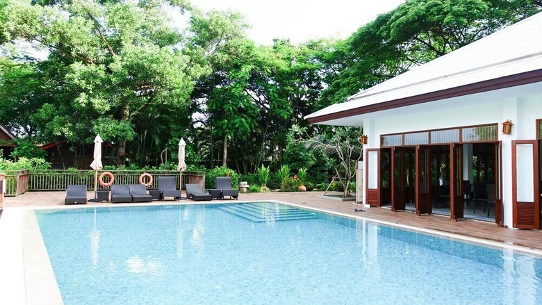 Hotel Baan Imm Sook Resort