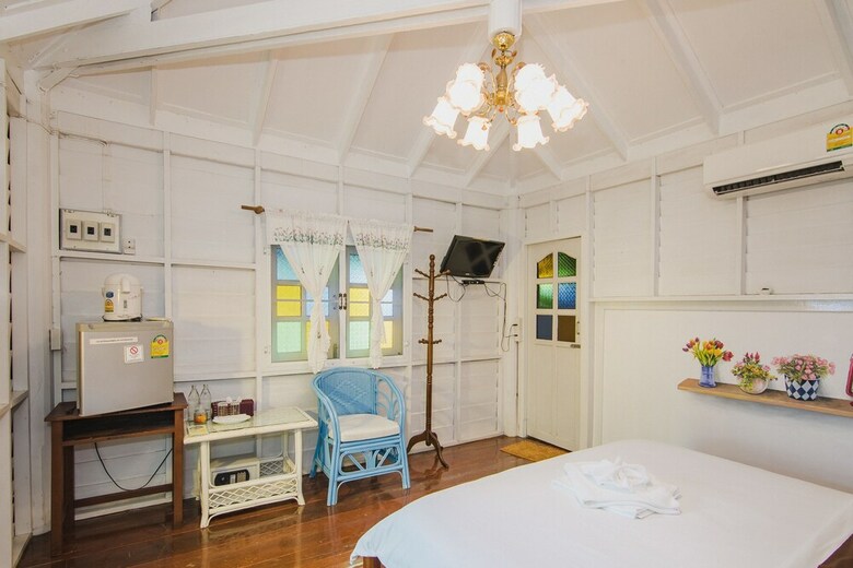 Hotel Baan Imm Sook Resort