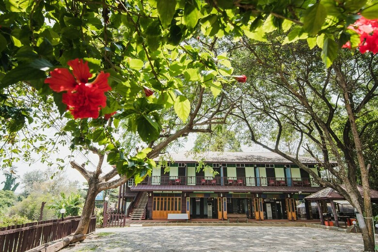 Hotel Baan Imm Sook Resort