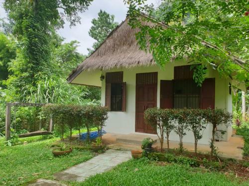 Hotel Chiang Dao Hut Resort