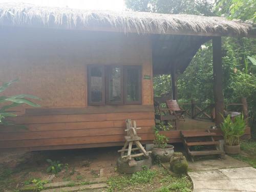 Hotel Chiang Dao Hut Resort