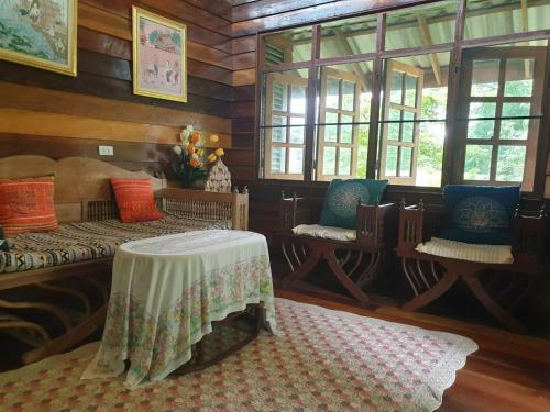Hotel Chiang Dao Hut Resort