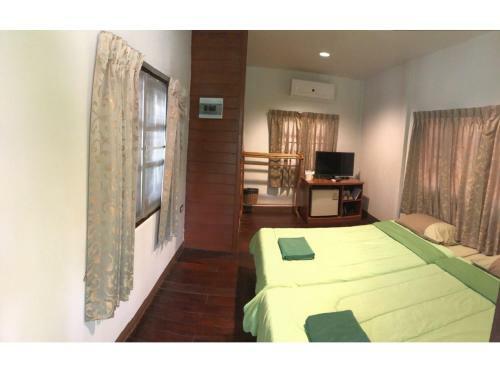Hostal Jungle Home At Korat Zoo