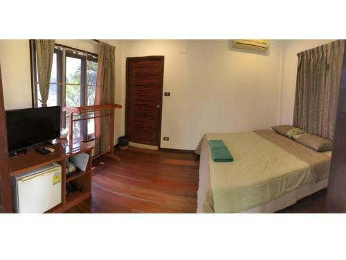 Hostal Jungle Home At Korat Zoo