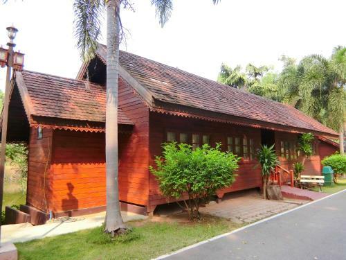 Hostal Jungle Home At Korat Zoo