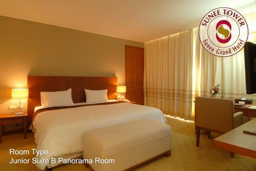 Sunee Grand Hotel And Convention Center