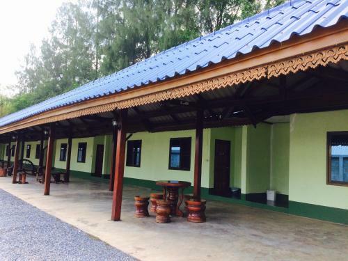 Hotel Bann Saen Sabai Resort