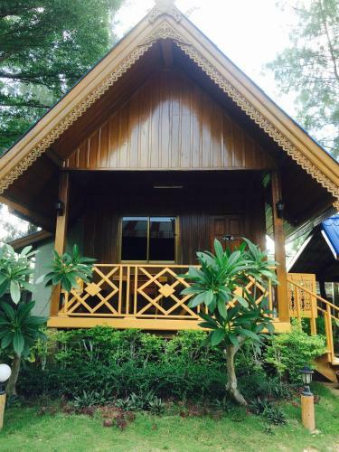 Hotel Bann Saen Sabai Resort