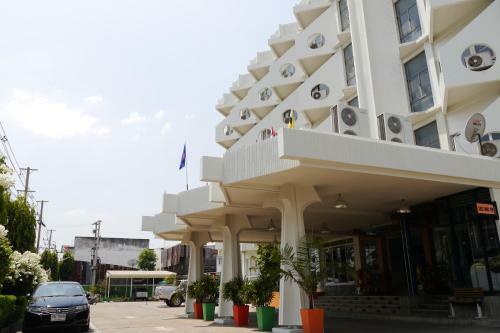 Lertnimit Hotel