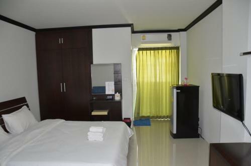 Grand Diamond Nava Nakorn Hotel