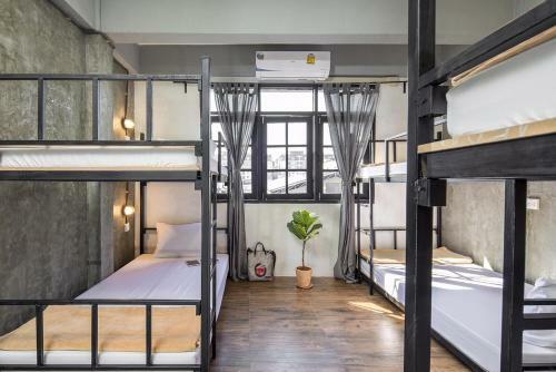 Sleep Well Dmk Hostel