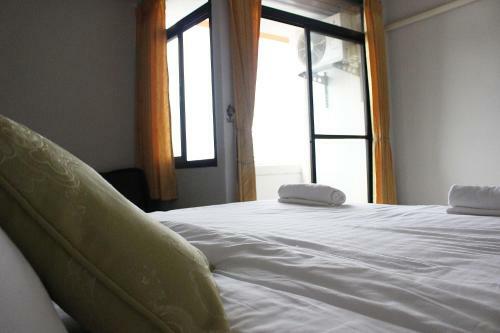 Hostal The Rooms Residence
