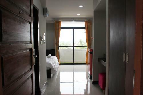 Hostal The Rooms Residence