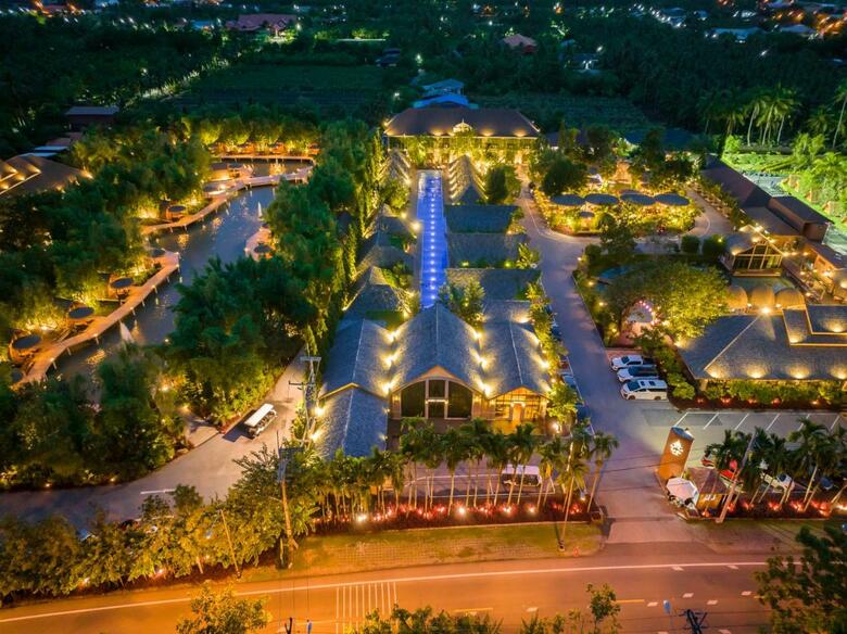 Hotel Khum Damnoen Resort