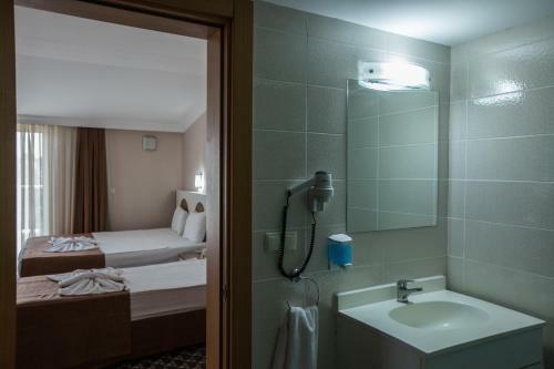 Monna Roza Garden Hotel